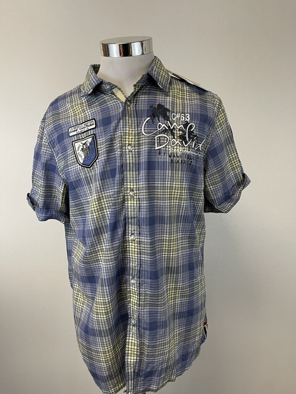 Camp David Shirt Mens Small Button Up Blue Plaid Embroidered Short Sleeve N181